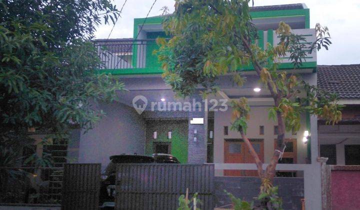 Rumah Terawat 4 KT Dekat Summarecon Mall Serpong LB 150 Siap KPR J-27049 1