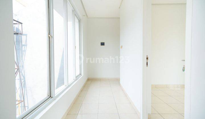 Rumah Semi Furnished 20 Menit ke Stasiun KA Serpong Bebas Biaya Biaya J20122 2