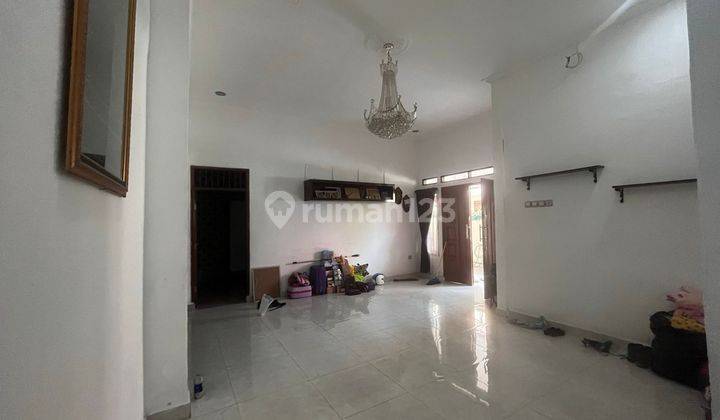 Dijual Rumah Lokasi Strategis di Villa Pertiwi Depok Dekat Tol Cisalak 2