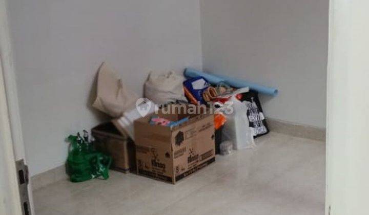 Dijual Rumah Lokasi Strategis di Mutiara Juanda Depok Dekat Tol Margonda 2