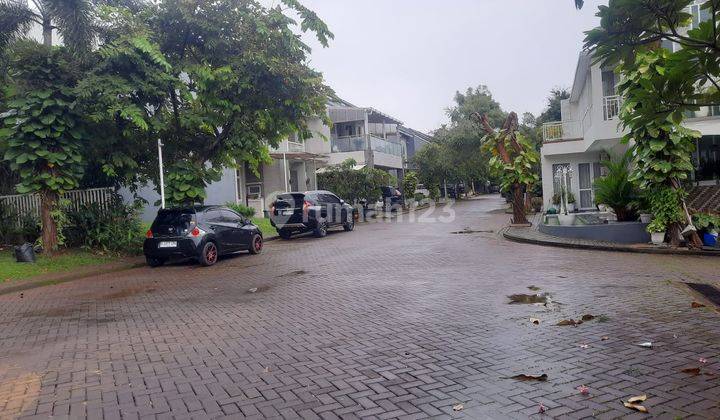 Dijual Rumah Strategis di Victoria Hills Depok Dekat Tol Kukusan 2