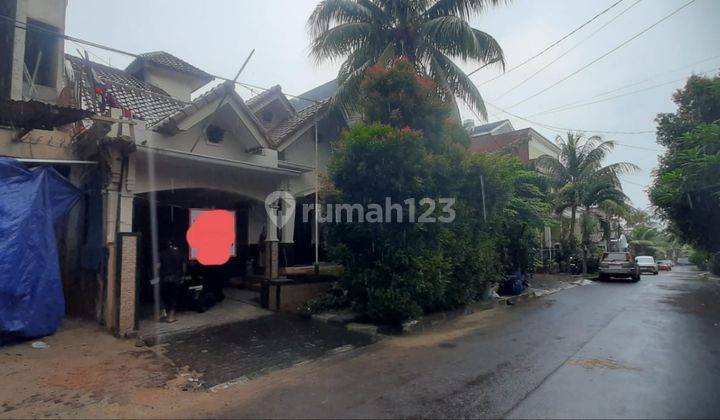 Dijual Rumah Strategis di Pesona Khayangan Depok Dekat Tol Margonda 2