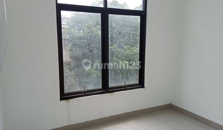 Rumah Modern Free Renov Dekat Terminal Sawangan Bisa KPR J22772 2