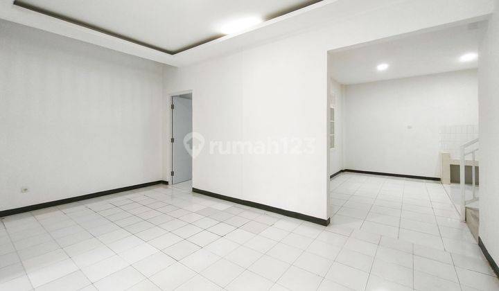 Rumah Strategis LT 112 dekat Pintu Tol Sentul Barat Gratis Renov J7847 2