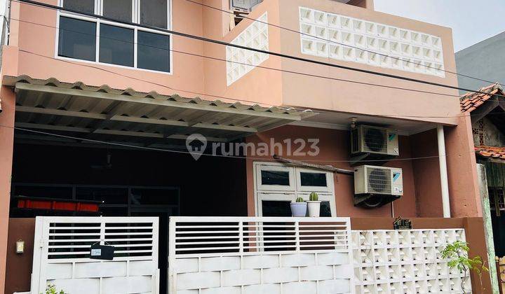 Rumah Cantik Bebas Banjir LB 140 Bisa Nego 8 Menit ke Plaza Metropolitan  J28499 1