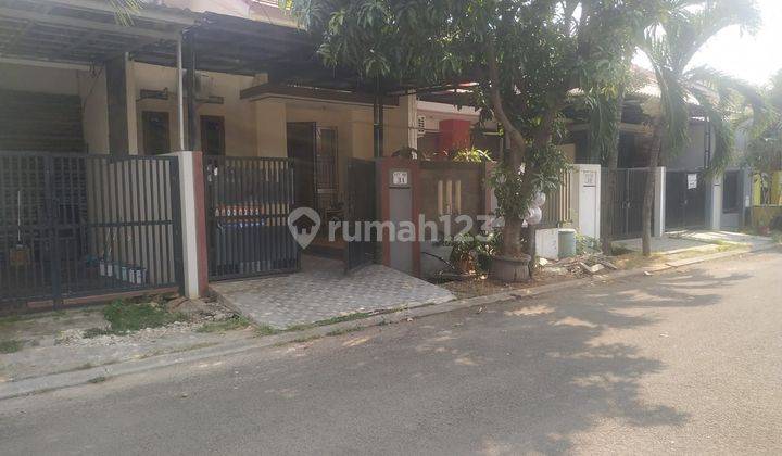 Rumah Hadap Selatan Bebas Banjir LB 120 dekat Plaza Taman Harapan Baru J20951 1