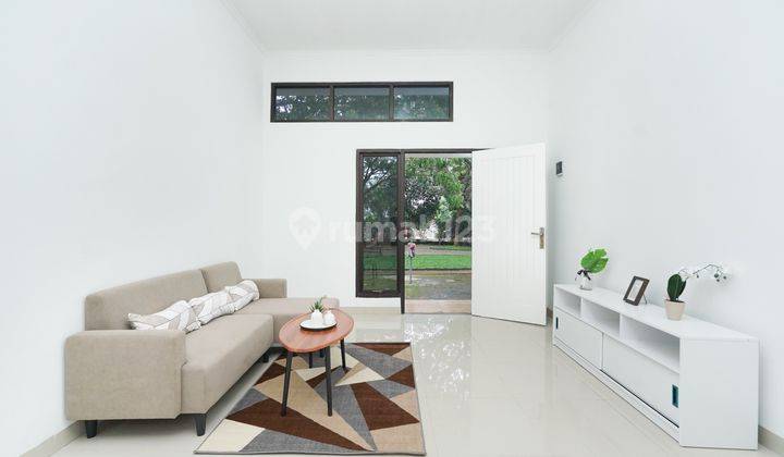 Cluster Graha Selaras, Luas 3kt Terdapat Modern Interior J20105 2