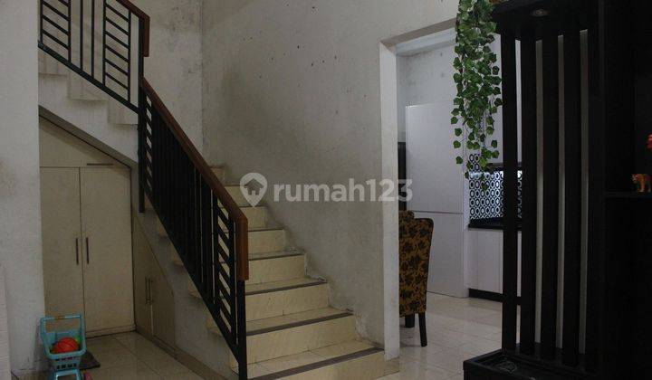 Rumah Murah Luas 4kt Terdapat Balkkon Dekat Mal Siap Kpr J20876 2