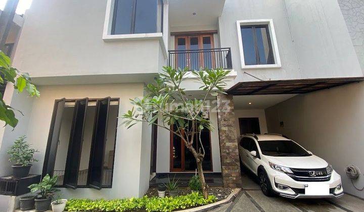 Rumah Mewah Modern Dijual Murah 2Lt & 4Kt Dekat Tol SHM J25000 1