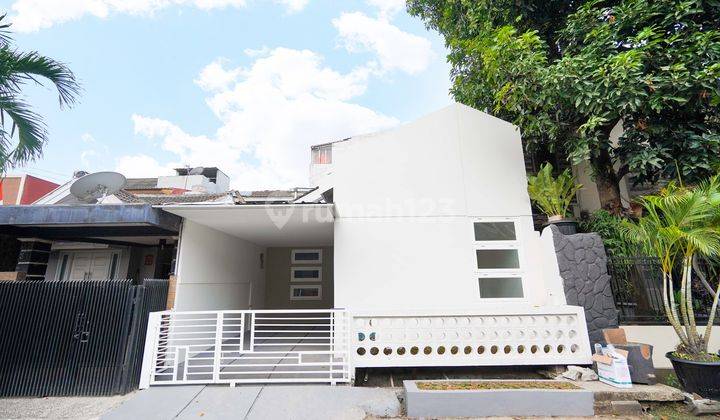 Rumah Dijual Murah 2Lt Modern Interior Dekat Tol Siap Huni J15976 1