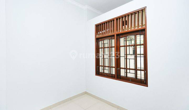 Rumah Murah Terdapat Balkon 5KT Dekat Tol Dibantu Kpr J19424 2