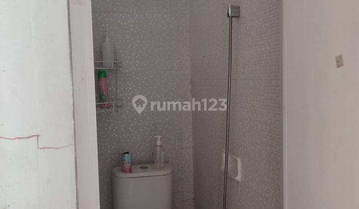 Rumah LT 152 Hadap Selatan 10 Menit ke Kalibata city square J27374 2