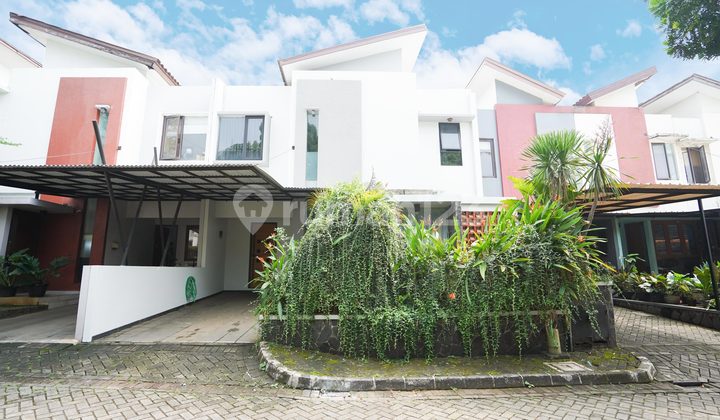Rumah Strategis Di Qb Townhouse Dekat Living Plaza Bintaro Harga Nego Siap Kpr 1