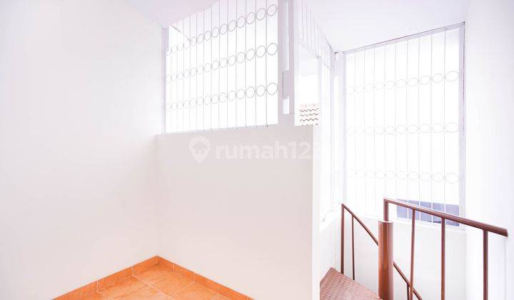 Jual Rumah Siap Huni Bebas Banjir di Jatijajar Depok Free Kpr 6