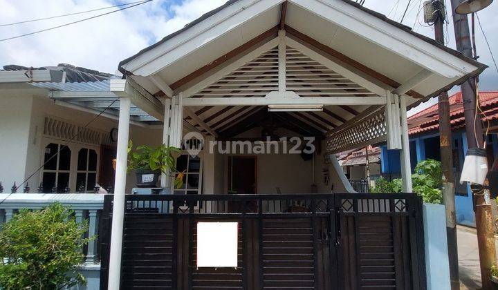 Rumah Seken Terawat Dibantu KPR dekat Summarecon Mall Serpong Harga Nego J22425 1