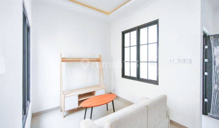 Rumah 2 Lt Siap KPR dekat Mall Paradise Walk Serpong J32589 2