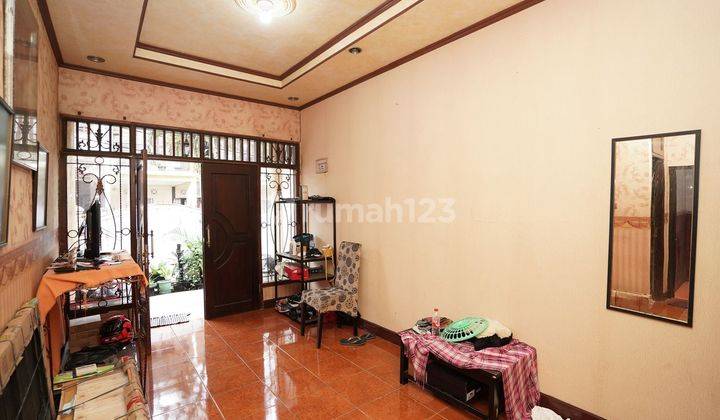 Rumah SHM 2LT Strategis 6 Km Dari Stasiun Depok Baru Dibantu Kpr Bisa Nego J5643 2