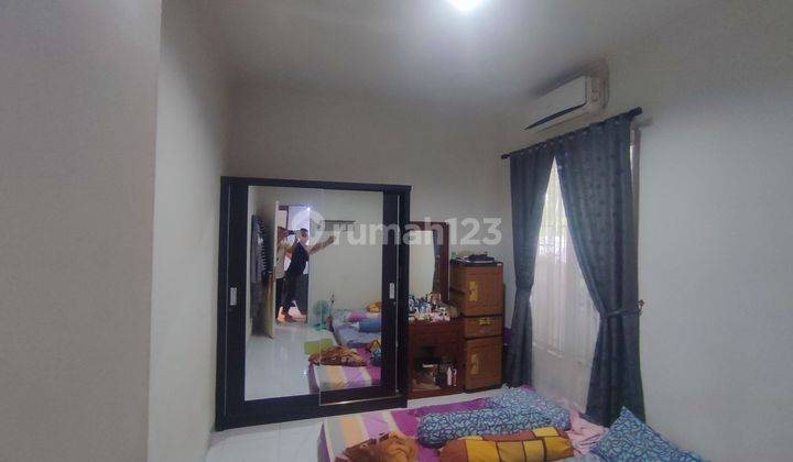 Rumah 2 Lt Strategis 15mnt Ke Stasiun Depok Dibantu Kpr J21417 2