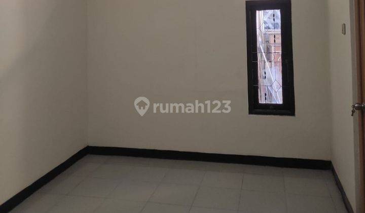 Rumah 2 Lantai 4KT Ada Carport Dekat Pasar Pagi Depok J16646 2