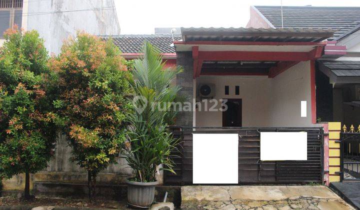 Rumah Minimalis Ada Carport Dekat Stasiun Depok Siap Nego J20318 1