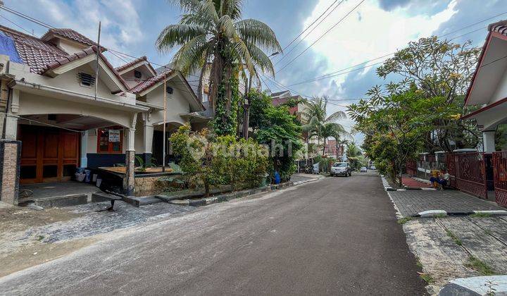 Rumah Luas 3 KT Akses Dekat ke Gerbang Tol Margonda 3 Hadap Timur J22634 1