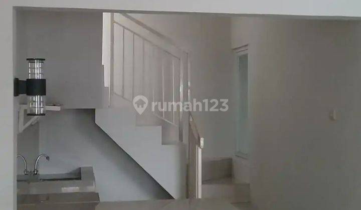 Rumah Siap Huni Akses Dekat ke RSPI Bintaro Jaya 2 Lt Dibantu KPR J7555 2