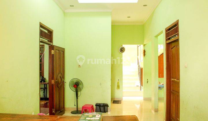 Rumah Hook LT 134 Strategis 15 Menit ke Stasiun Depok Baru Harga Nego J25126 2