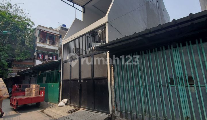 Rumah Strategis 6 Menit ke Gerbang Tol Angke 1 LB 190 Siap Huni J-31138 1
