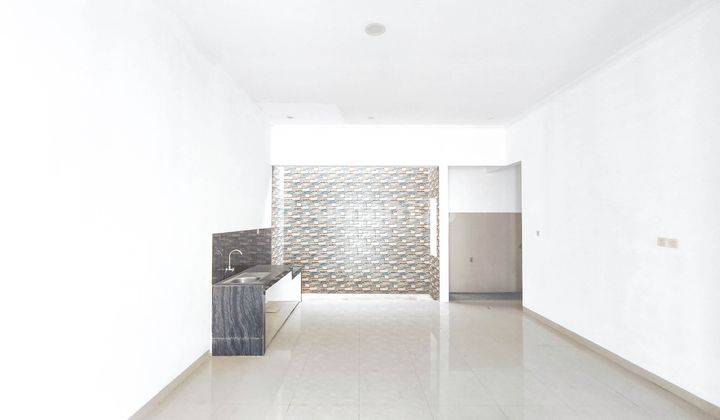 Rumah SHM Siap Huni 15 Mnt ke Mandaya Royal Hospital Puri Dibantu KPR J32463 2