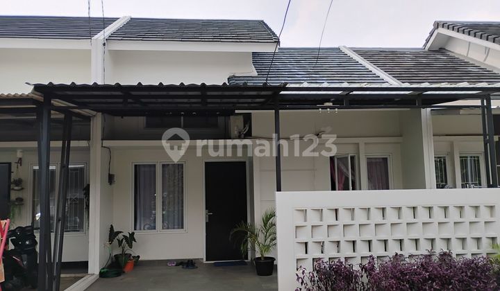 Rumah Terawat Dekat Pamulang 8 Menit ke Stasiun SHM Siap Huni J34052 2