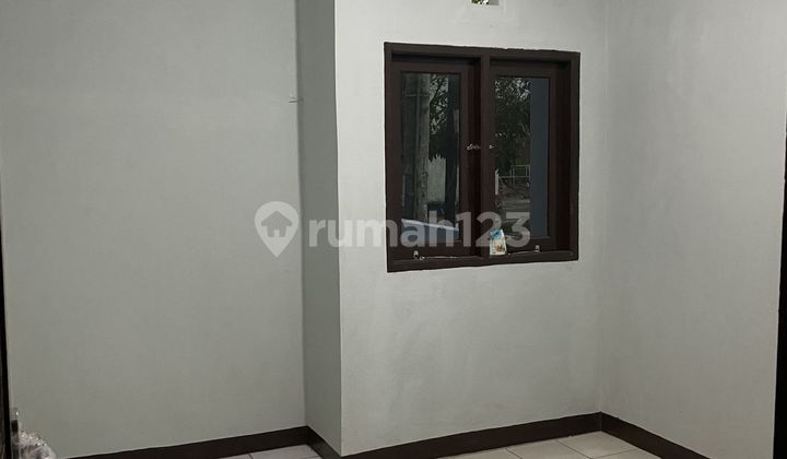 Rumah 1 Lantai SHM Dekat Pamulang 15 Menit ke Pintu Tol Siap Huni J34749 2