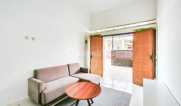 ruang tamu rumah hadap timur 10 menit