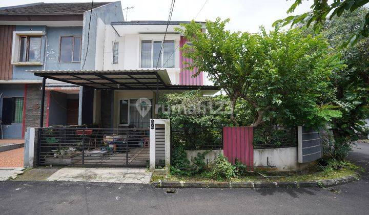 Rumah 2 Lantai SHM di Kencana Loka Bsd Harga Nego Siap Kpr J21105