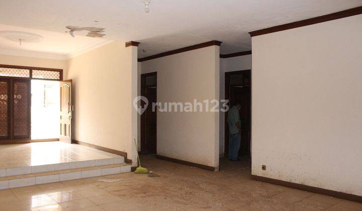 Rumah Hadap Selatan LT 271 Harga Nego 9 Menit ke Stasiun Pasar Minggu J23456 2