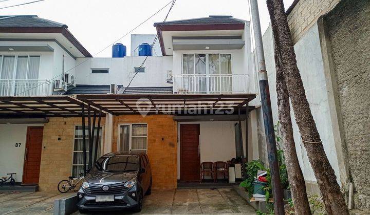 Rumah Carport Luas Bisa Nego 9 Menit ke BSD Plaza Dibantu KPR J23566