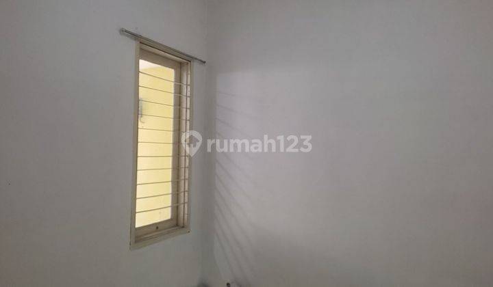 Rumah Minimalis Seken 2 KT Selangkah ke Stasiun Binus BSD Dibantu KPR J17494 2