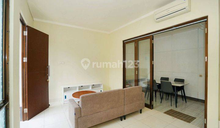 Rumah Strategis di Graha Raya 6 Menit ke RS Brawijaya Ready Furnish J24365 2