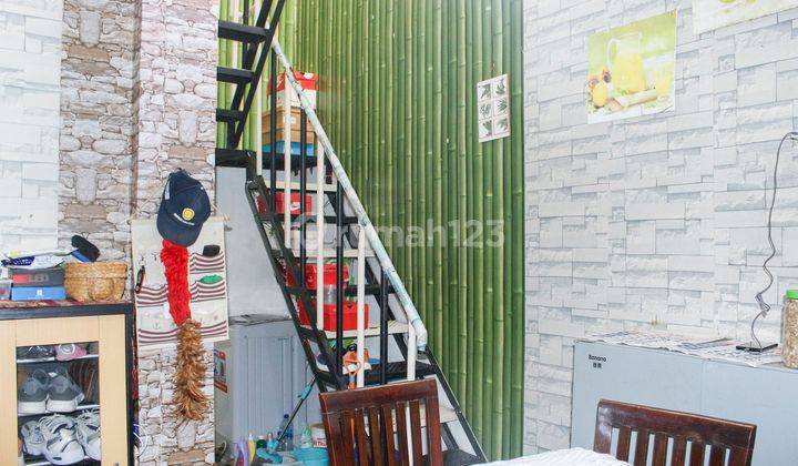 Rumah Seken Terawat 15 Menit ke Stasiun Depok Baru 2 Lt Siap KPR J26048