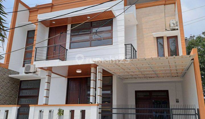 Rumah Jual di Dekat Pasar Modern Grandwisata
