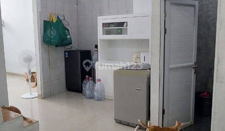 Rumah 2 Lt Terawat 15 Menit ke Stasiun Bekasi Timur Dibantu KPR J-30609 2