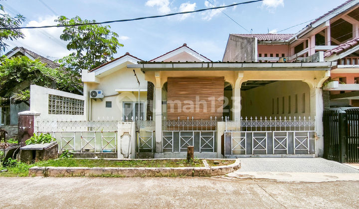 Rumah Minimalis 15 Menit ke Gerbang Tol Limo 2 Bebas Banjir J30516 1
