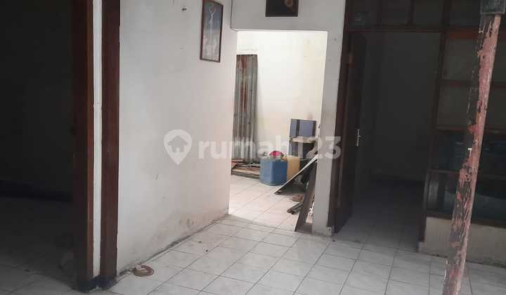 Dijual rumah di sayap Moch Toha 1
