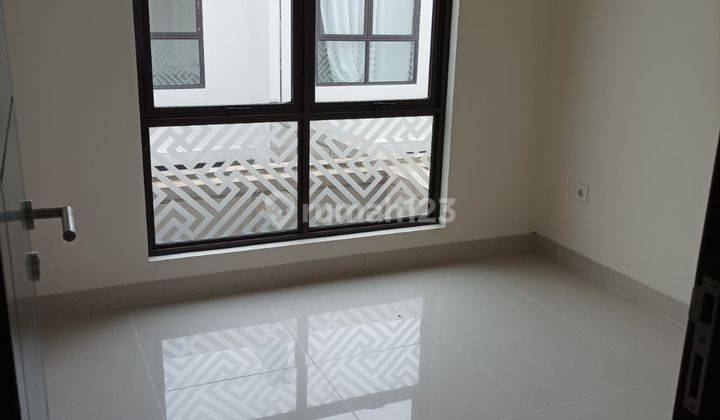 Disewakan Rumah di Podomoro Park 5