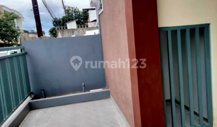 Jual Rumah Minimalis Baru Siap Huni di Kopo Permai 2