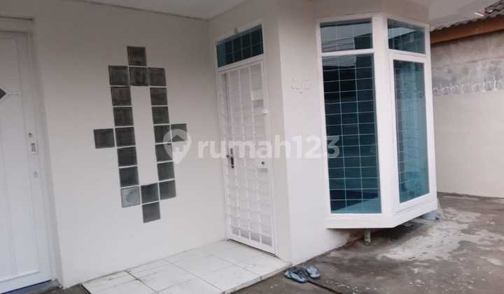 Dijual Rumah 2 Lantai Semi Furnished di Taman Rahayu 1 Margaasih 2