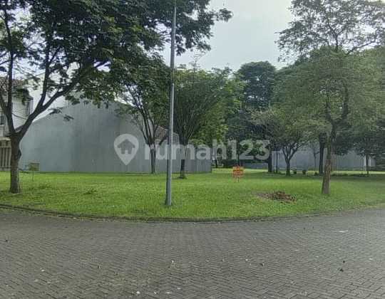 13jt Kavling Foresta Timur-utara Hoek Boulevard View Taman 715m²
