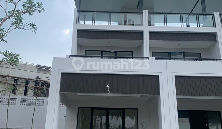 180M Shop House 2.5 Floors Surento Grande With Rooftop Balcony Lake View