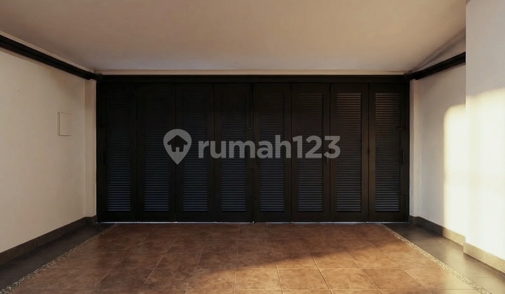 10.5M Rumah The Green Hoek Barat-Selatan Renovated