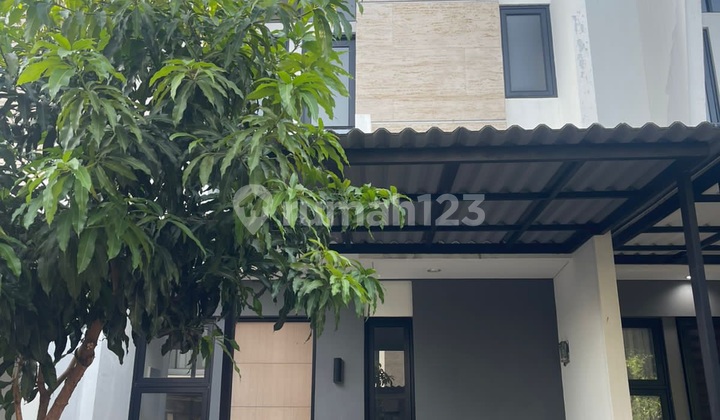 1.6M Rumah Provence Suites Hadap Selatan Dekat Sekllah Jerman