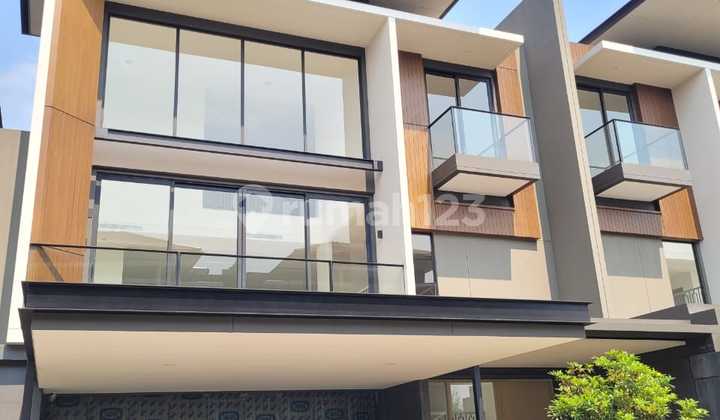 19m Nava Park Northeast Corner House Private Lift 3 Floors 19m Nava Park Northeast Corner House Private Lift 3 Floors